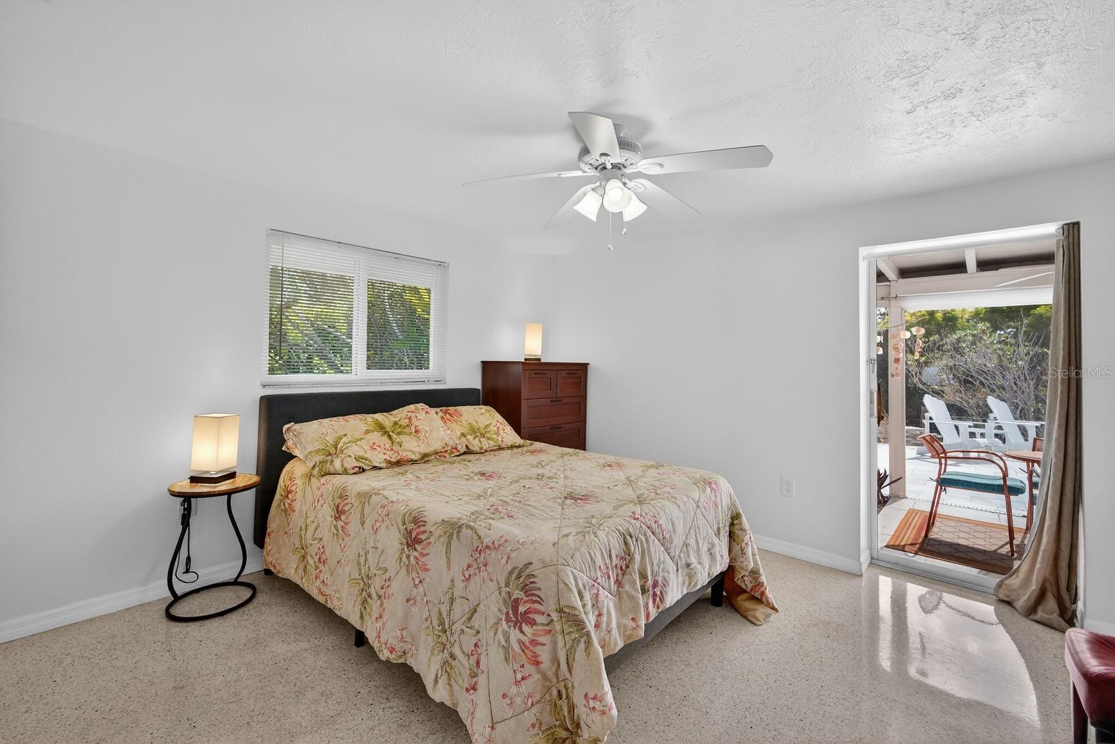 SHADOW LAKES - Residential