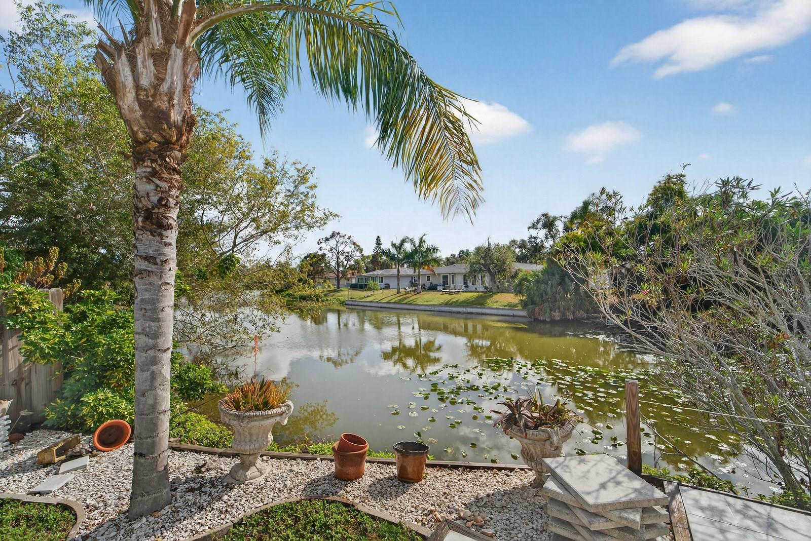 SHADOW LAKES - Residential