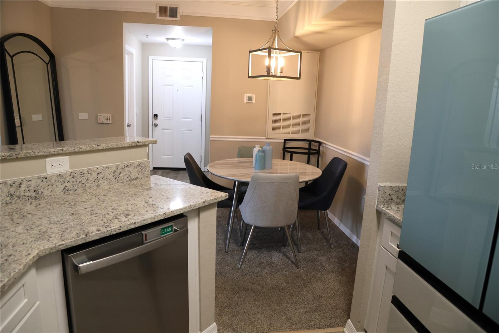 HAMPTONS/METROWEST CONDO - Residential