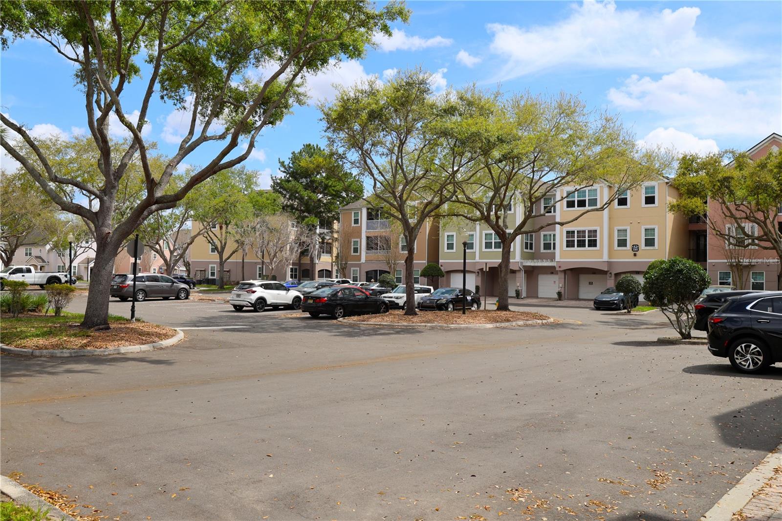 HAMPTONS/METROWEST CONDO - Residential