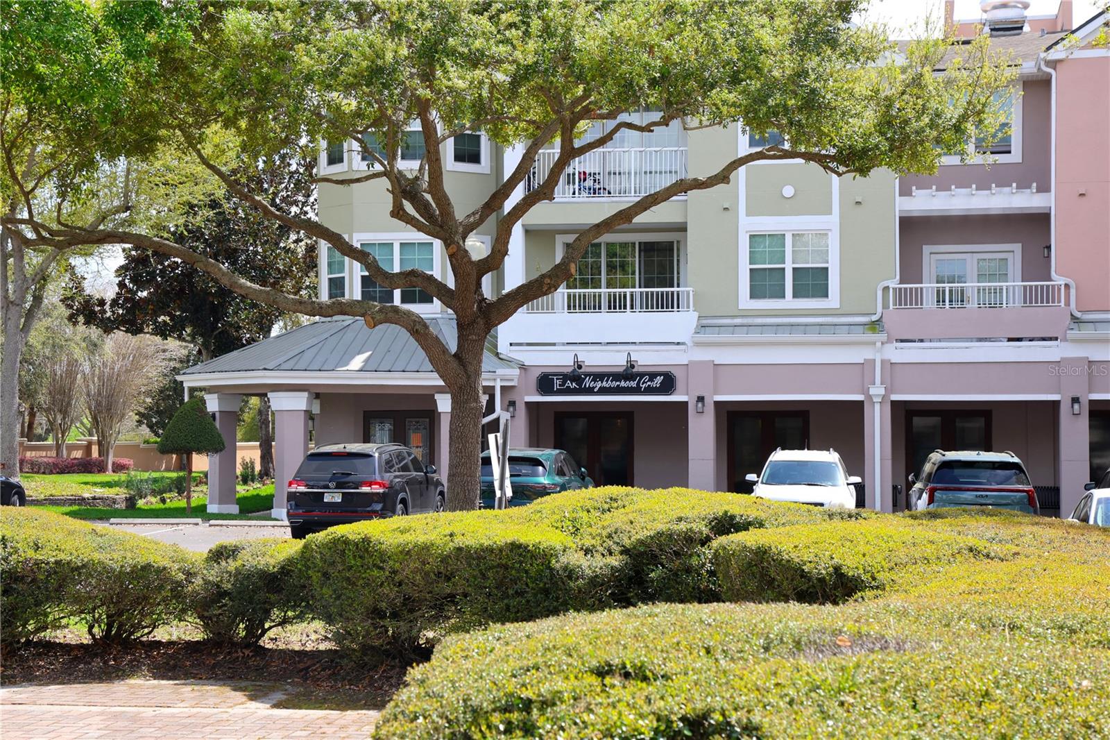 HAMPTONS/METROWEST CONDO - Residential