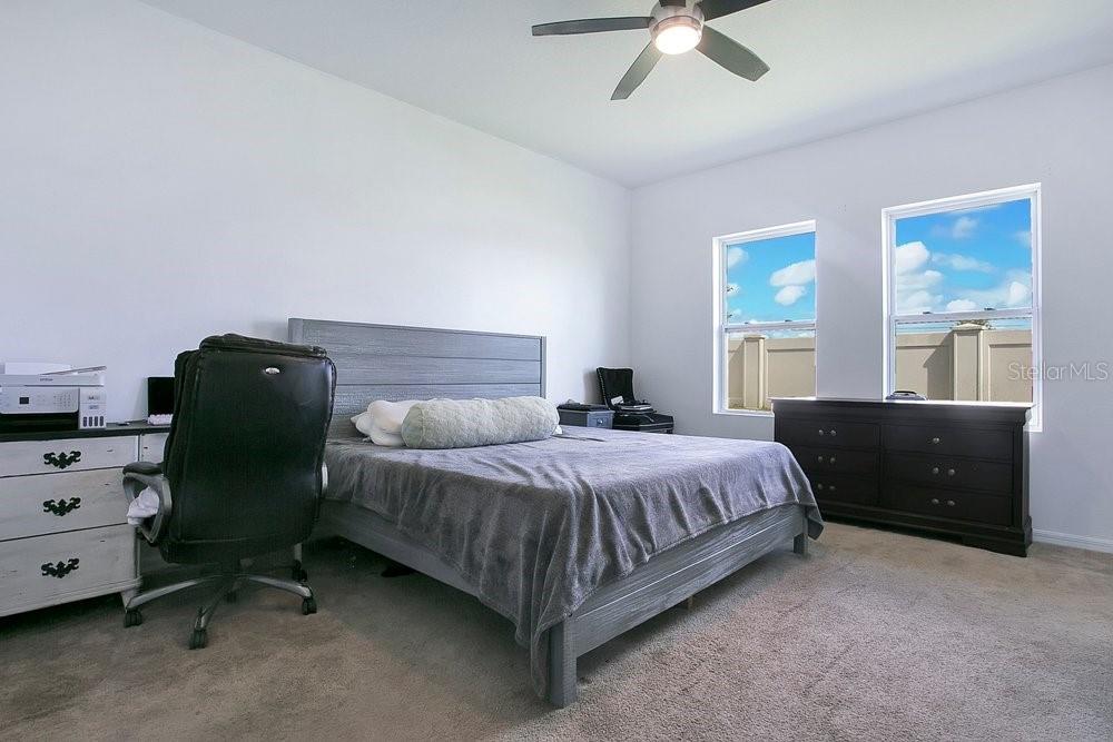 HIDDEN LAKE PRESERVE - Residential