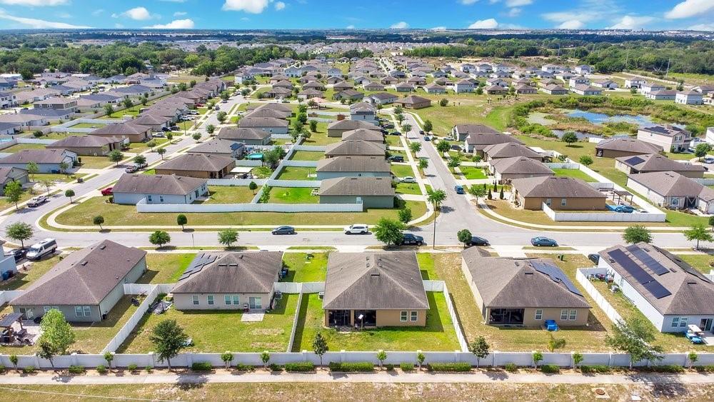 HIDDEN LAKE PRESERVE - Residential