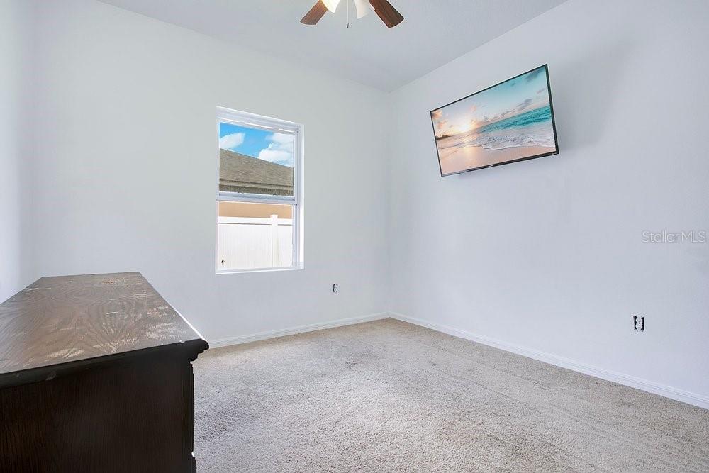 HIDDEN LAKE PRESERVE - Residential