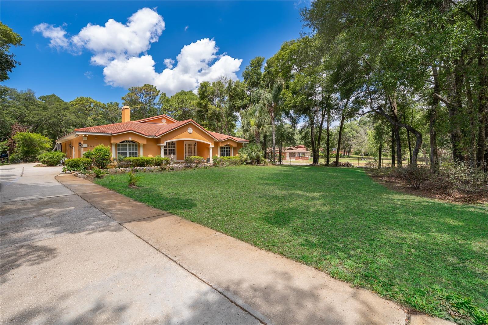 5948 LAKEVILLE ROAD