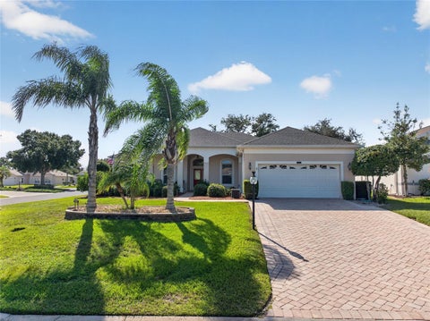 Tiny photo for 24151 Belle Mede Drive, Leesburg, FL 34748 (MLS # G5118829)