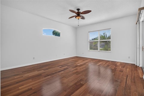 Tiny photo for 24151 Belle Mede Drive, Leesburg, FL 34748 (MLS # G5118829)