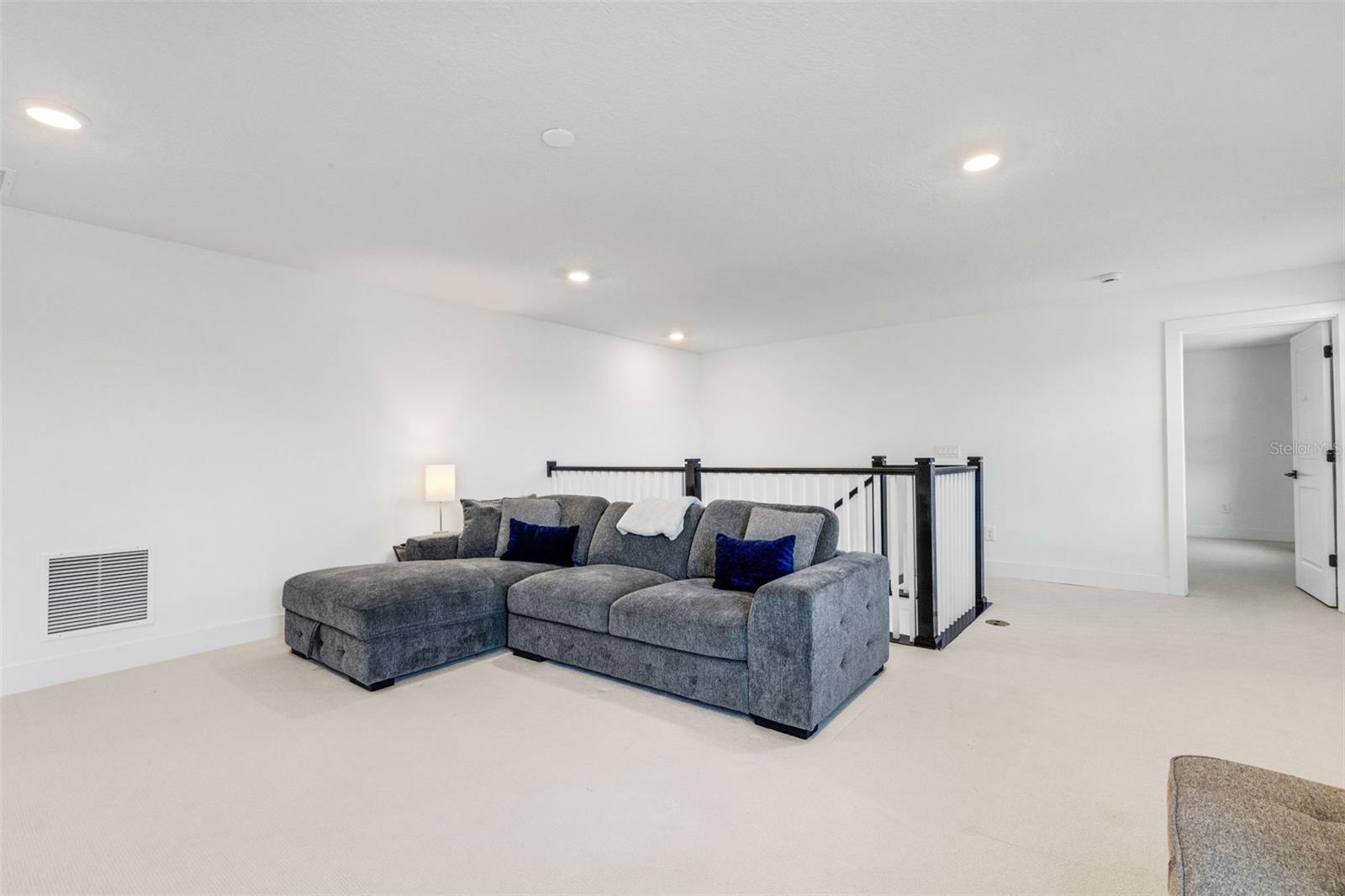 ASPEN TRAIL - Residential