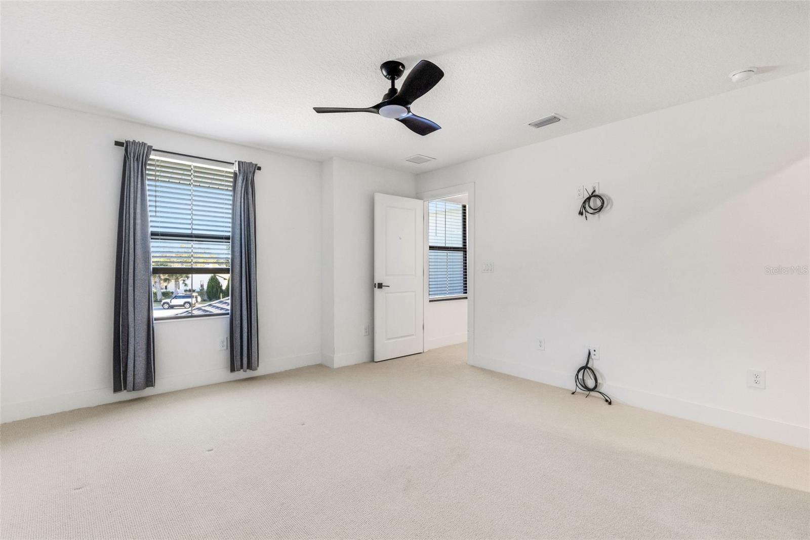 ASPEN TRAIL - Residential