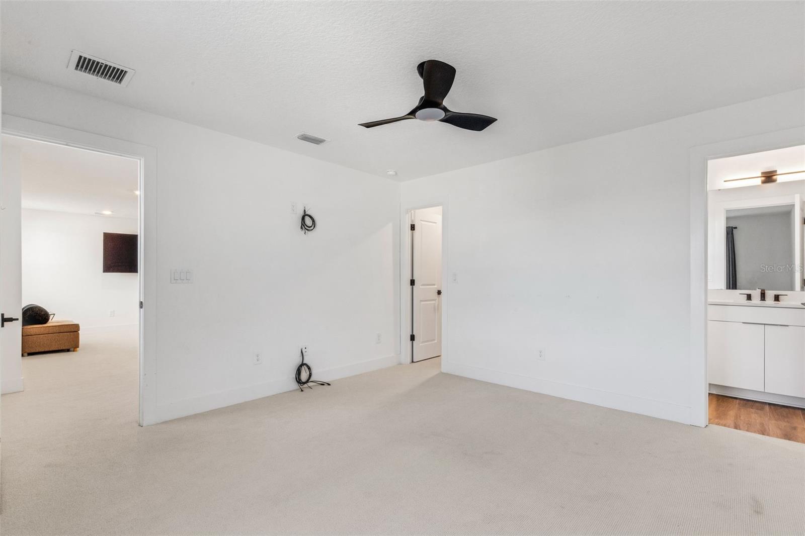 ASPEN TRAIL - Residential