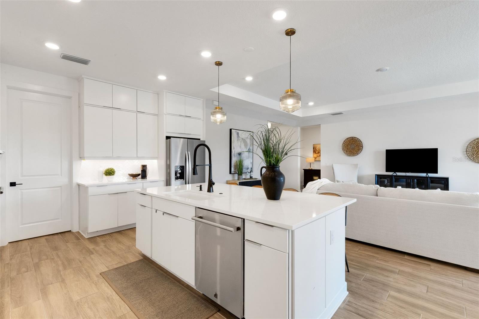 ASPEN TRAIL - Residential