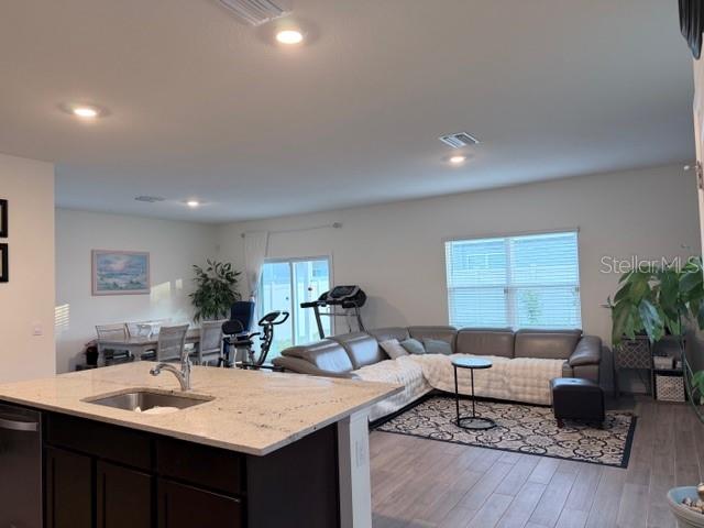 OAKS PRESERVE PH 1 PB 37 PG 66 - Residential Lease