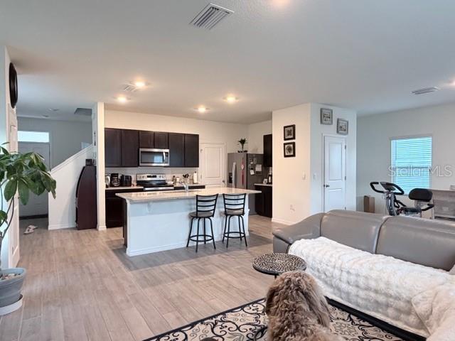 OAKS PRESERVE PH 1 PB 37 PG 66 - Residential Lease