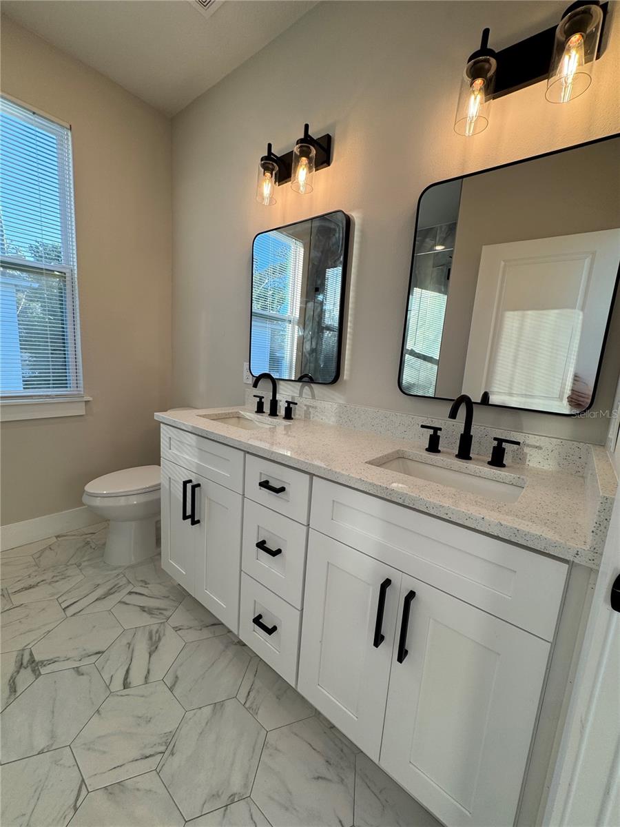 FRANKLIN HEIGHTS - Residential