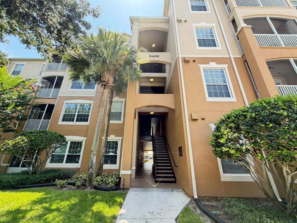 Photo of 6466 Cava Alta Drive #108, Orlando, FL 32835 (MLS # O6429475)