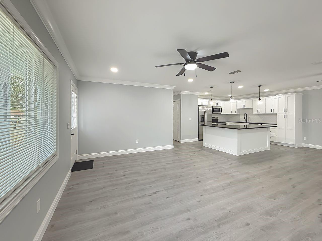 SILVER SPGS SHORES UN 43 - Residential