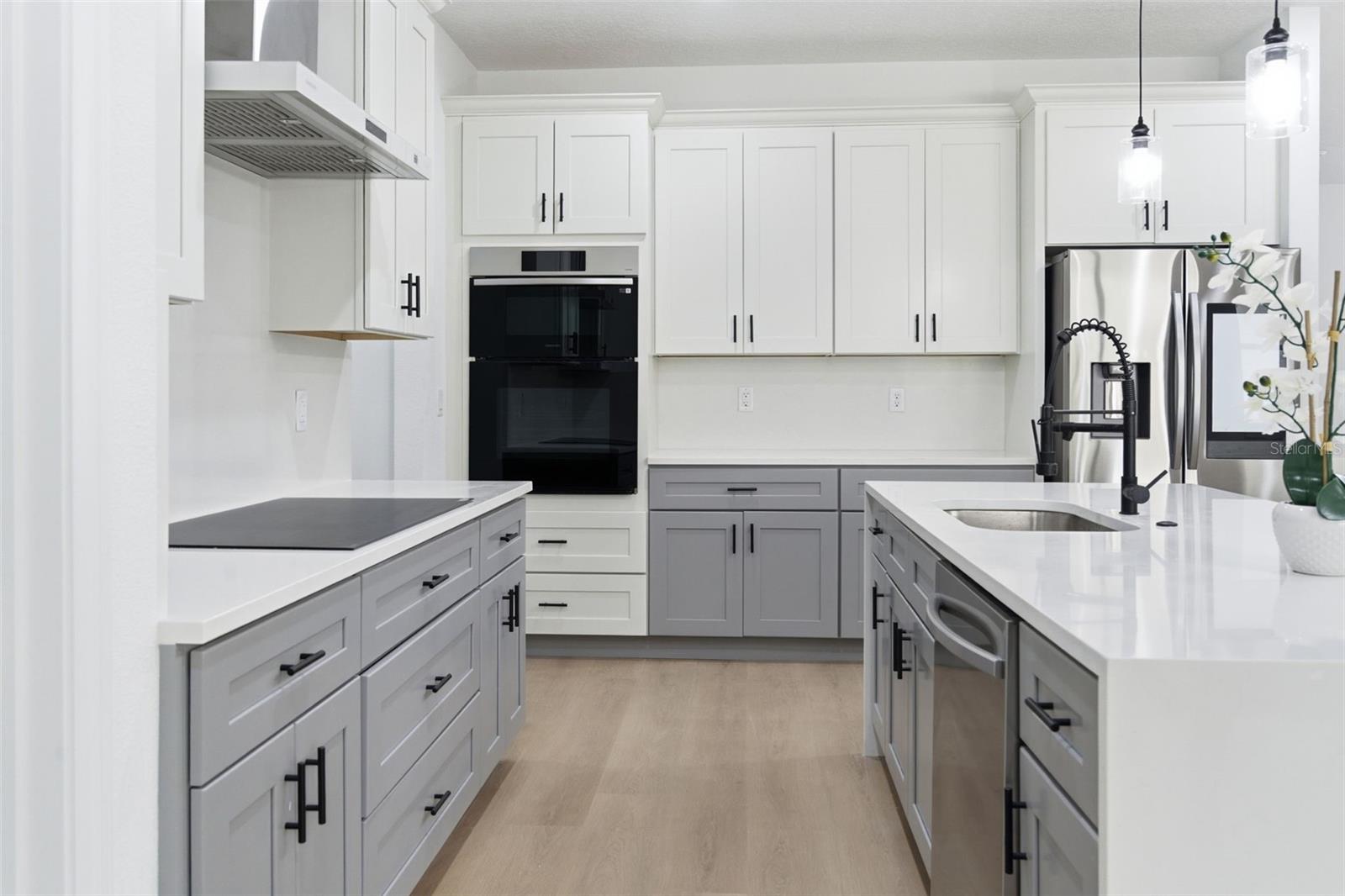 ROCKET CITYA - Residential