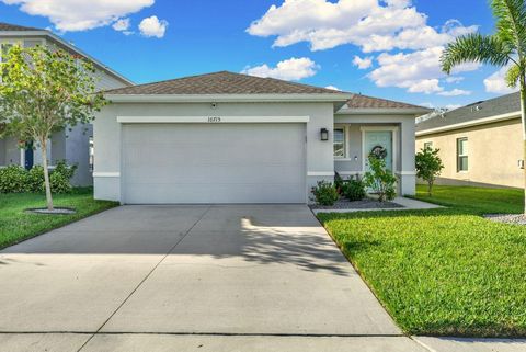 A home in PARRISH