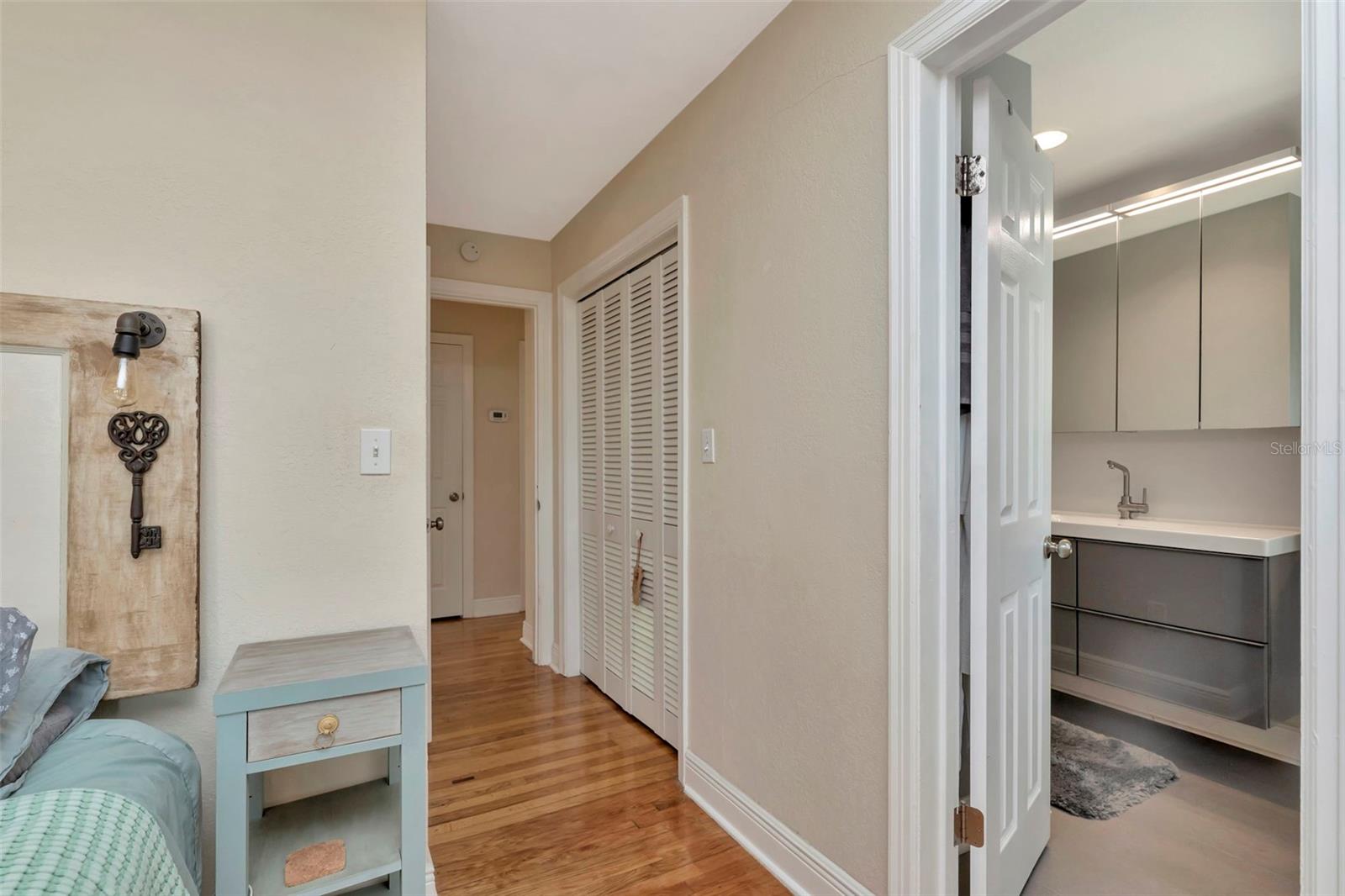 OAK RIDGE - Residential