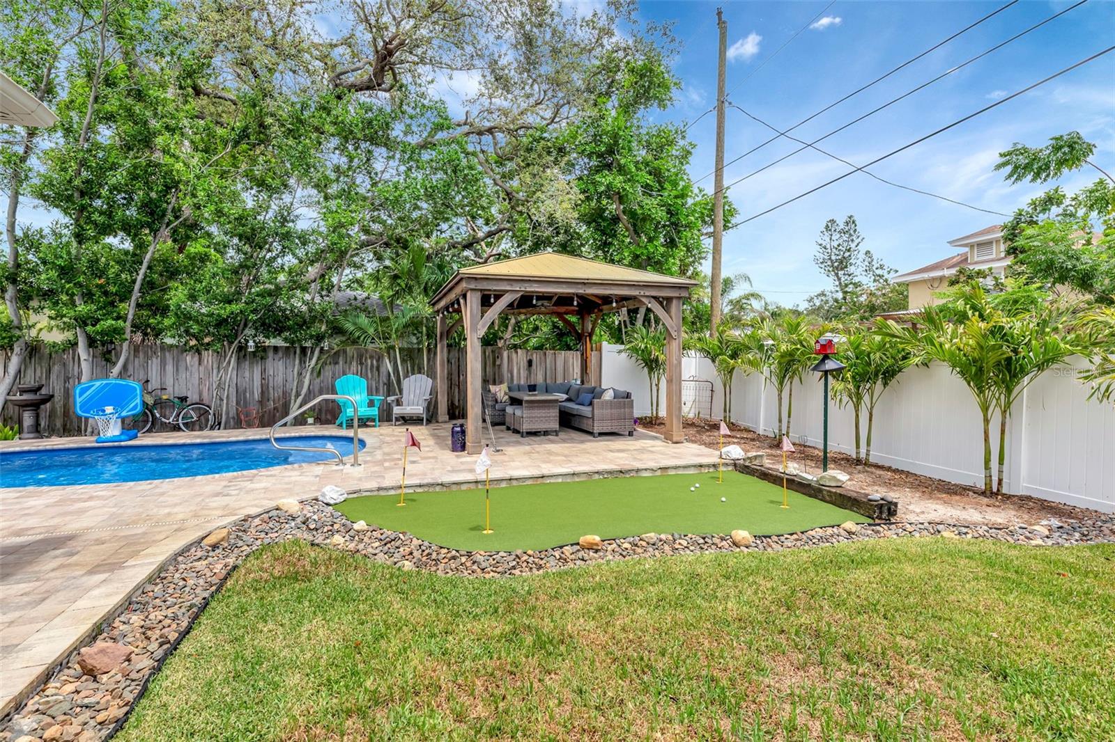 OAK RIDGE - Residential