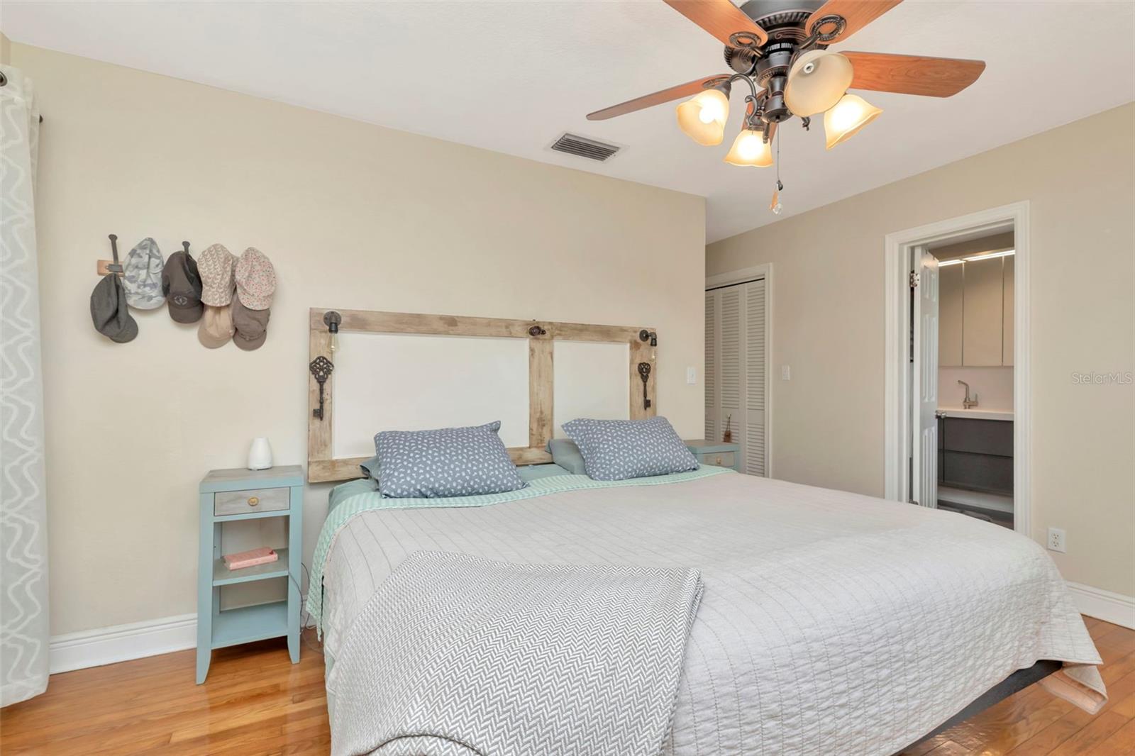 OAK RIDGE - Residential