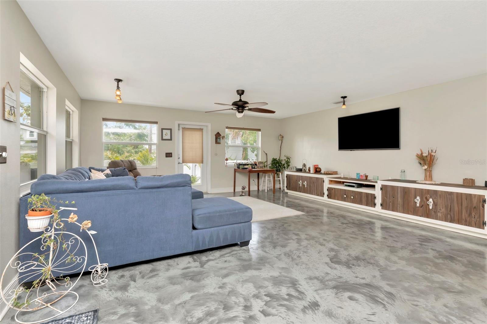 OAK RIDGE - Residential