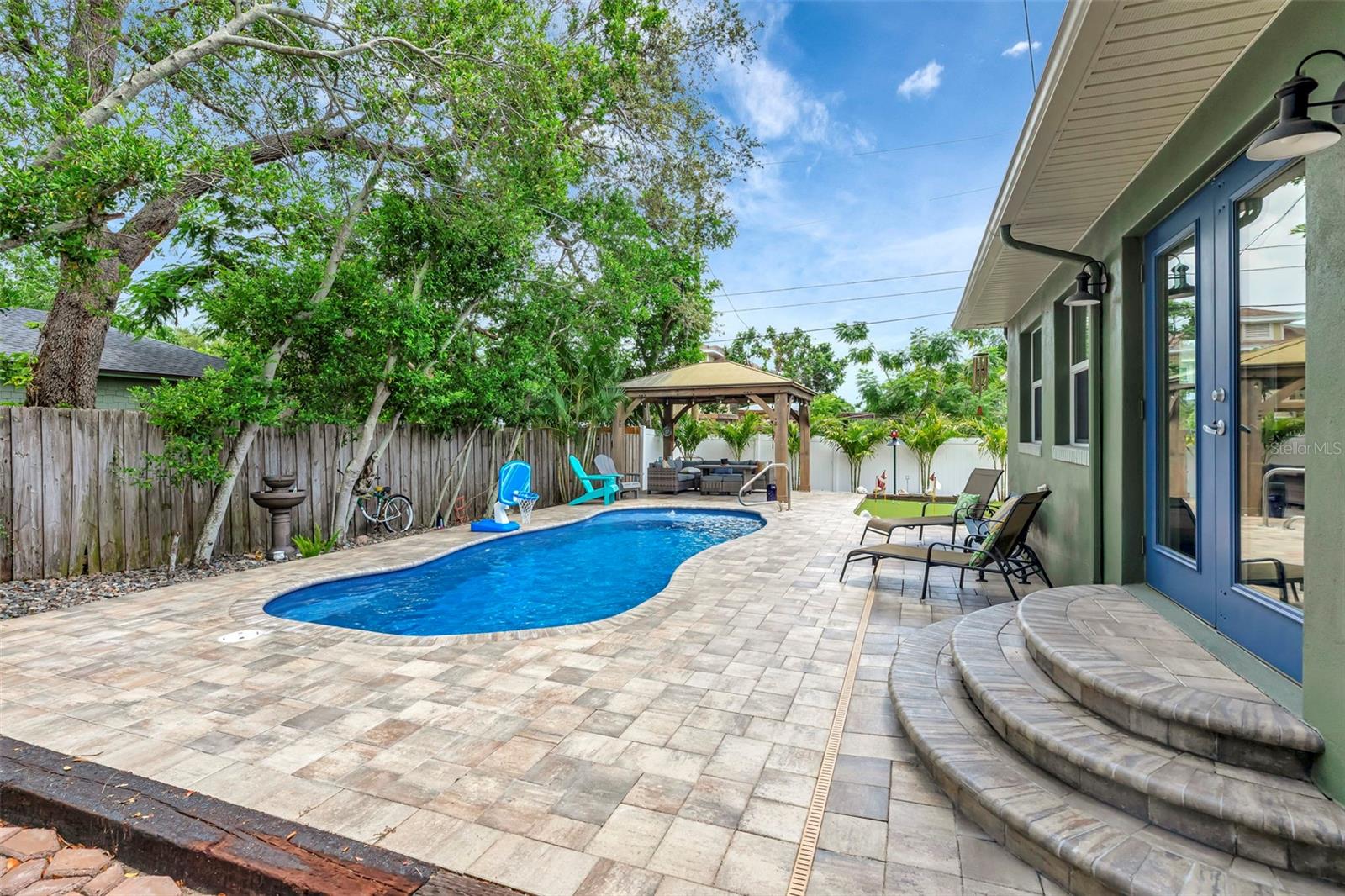 OAK RIDGE - Residential