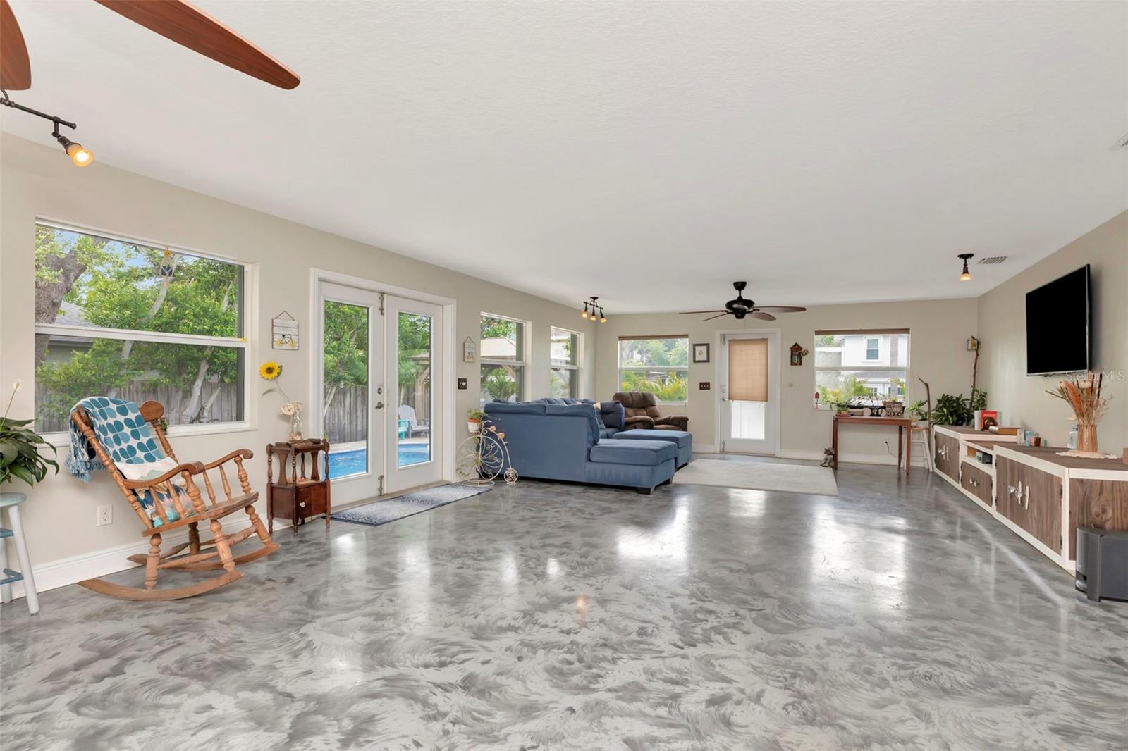 OAK RIDGE - Residential