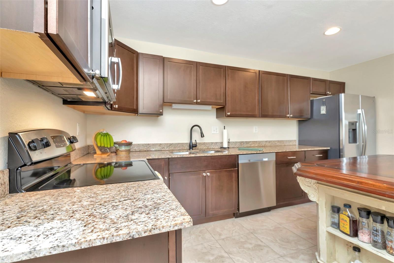 OAK RIDGE - Residential