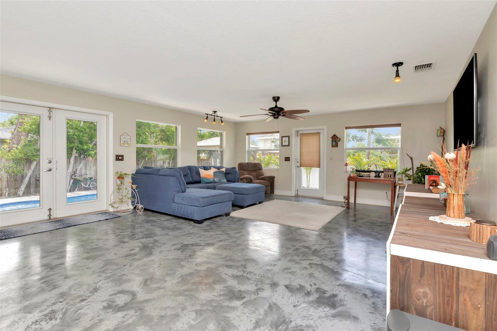 OAK RIDGE - Residential