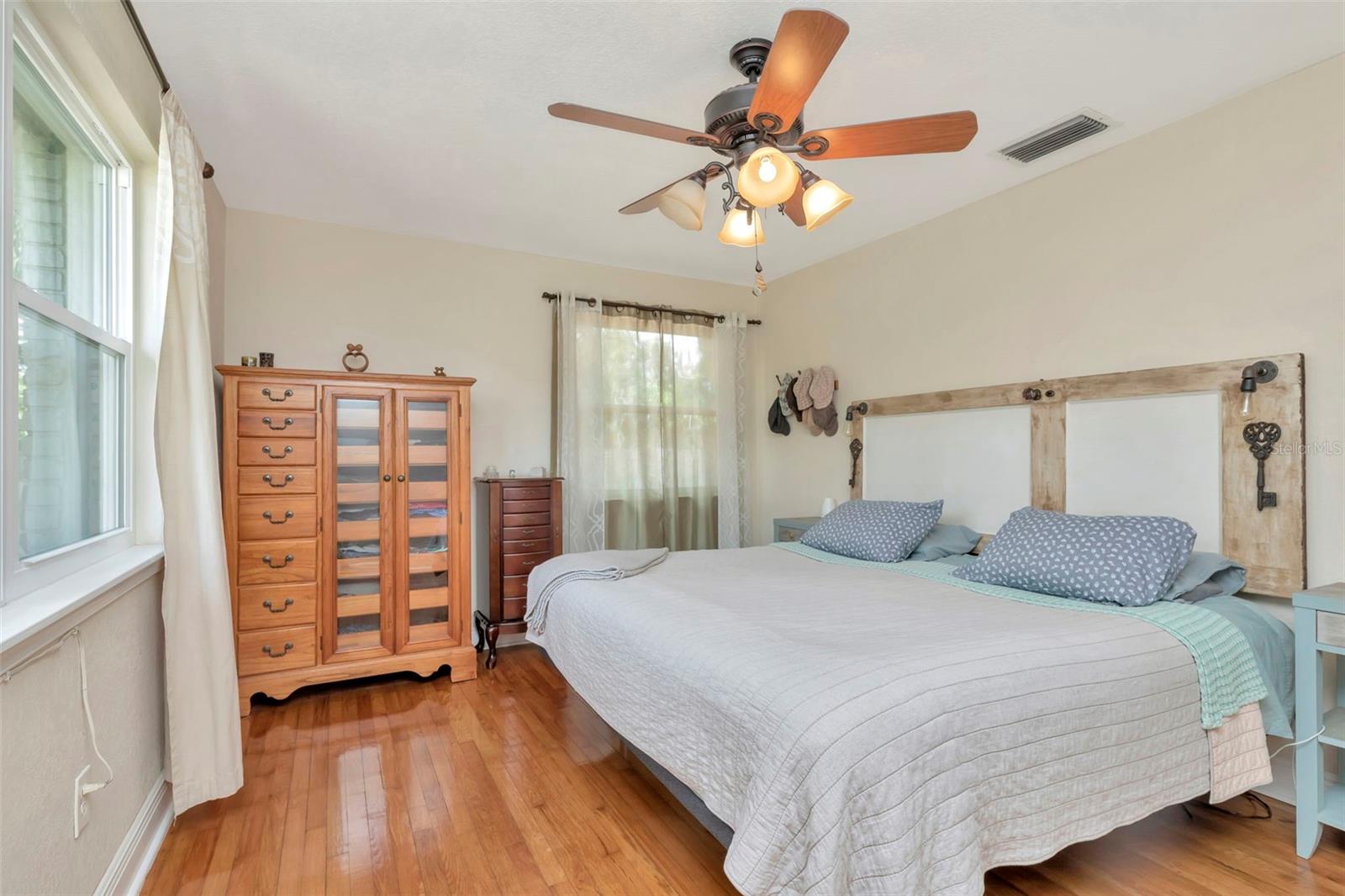 OAK RIDGE - Residential