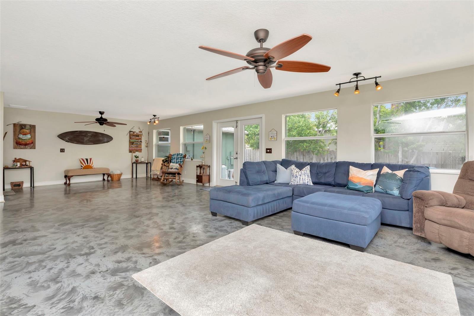 OAK RIDGE - Residential