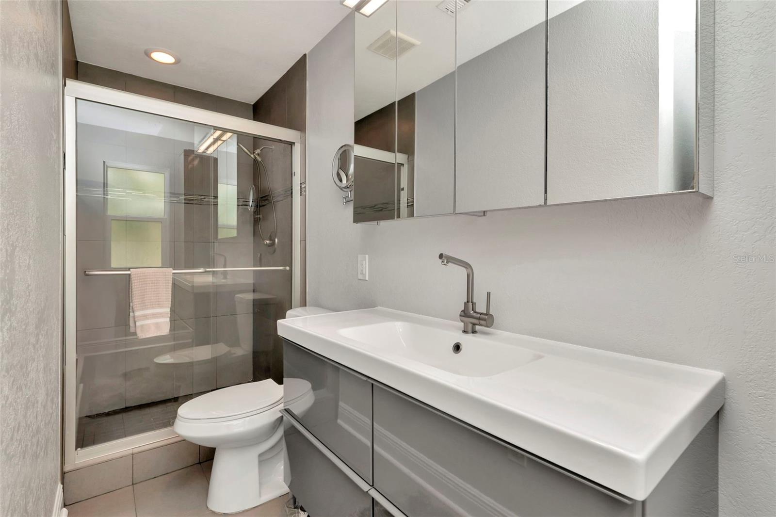 OAK RIDGE - Residential