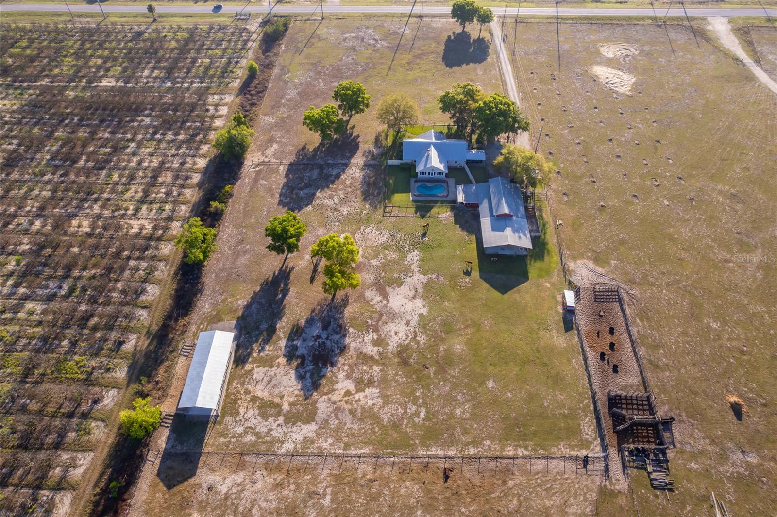 MAMMOTH GROVE - Residential