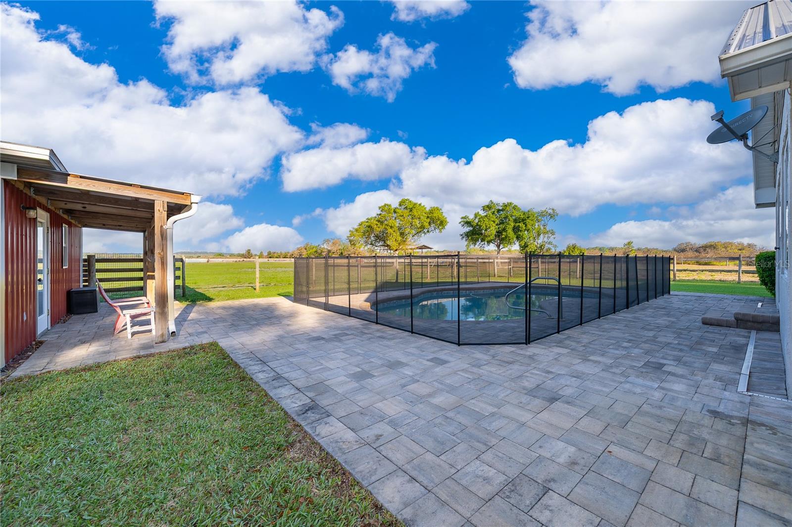 MAMMOTH GROVE - Residential