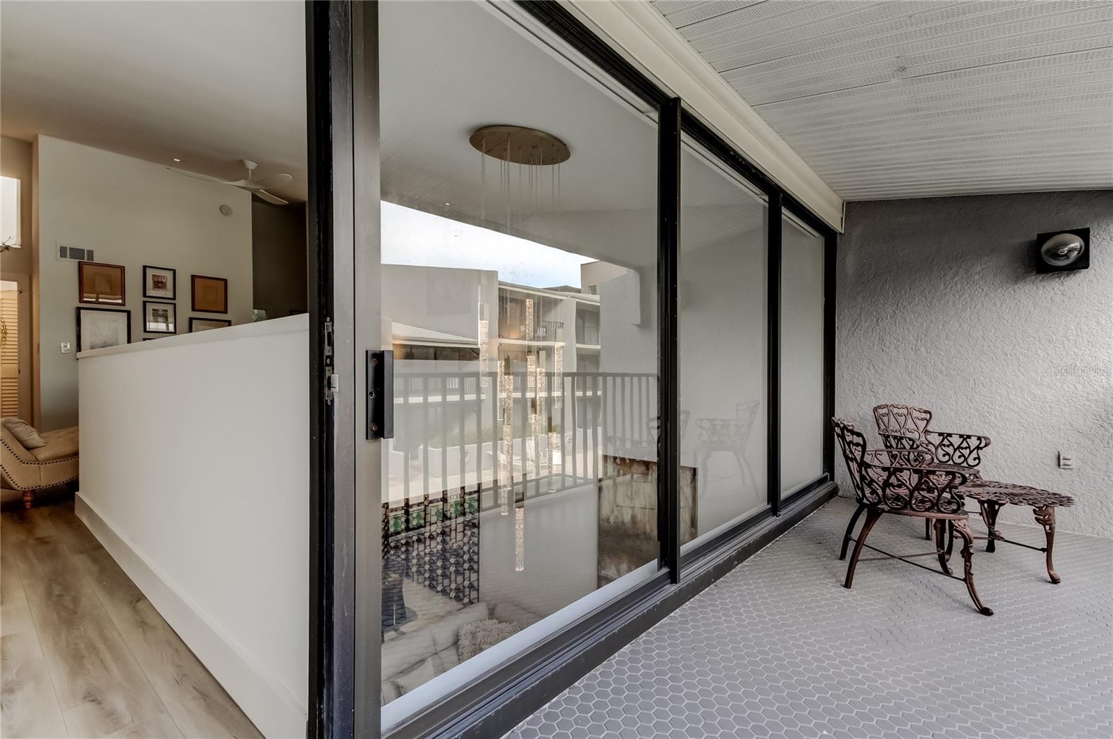 FAREHAM SQUARE CONDO - Residential