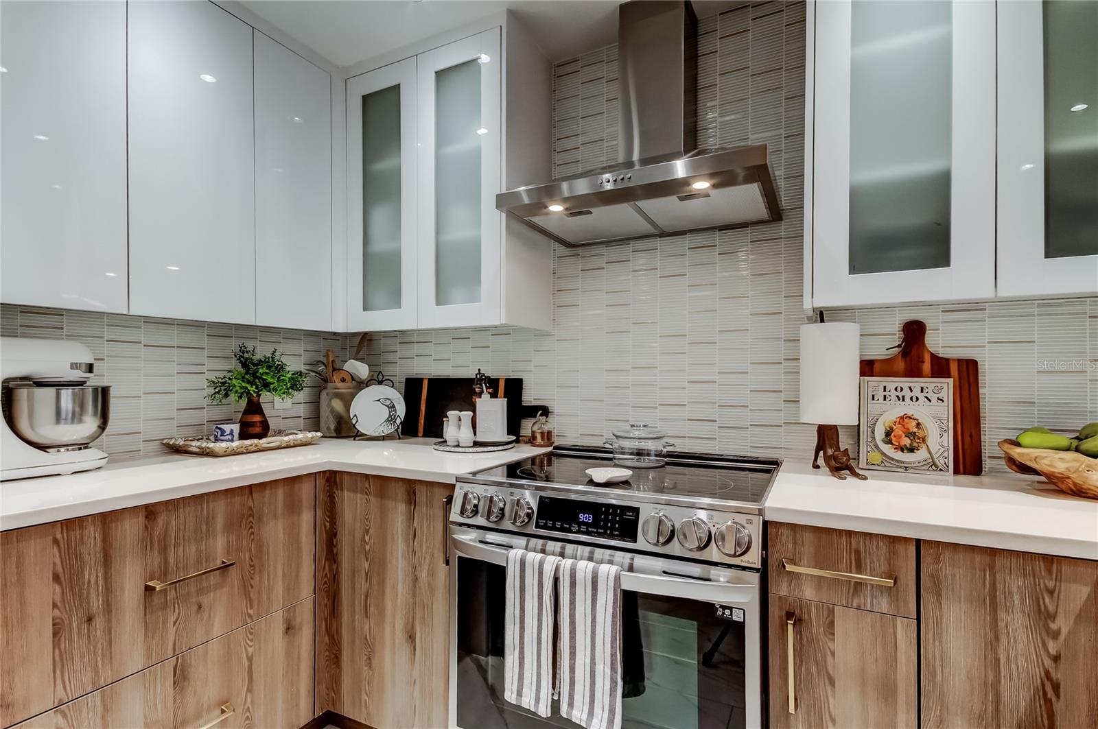 FAREHAM SQUARE CONDO - Residential