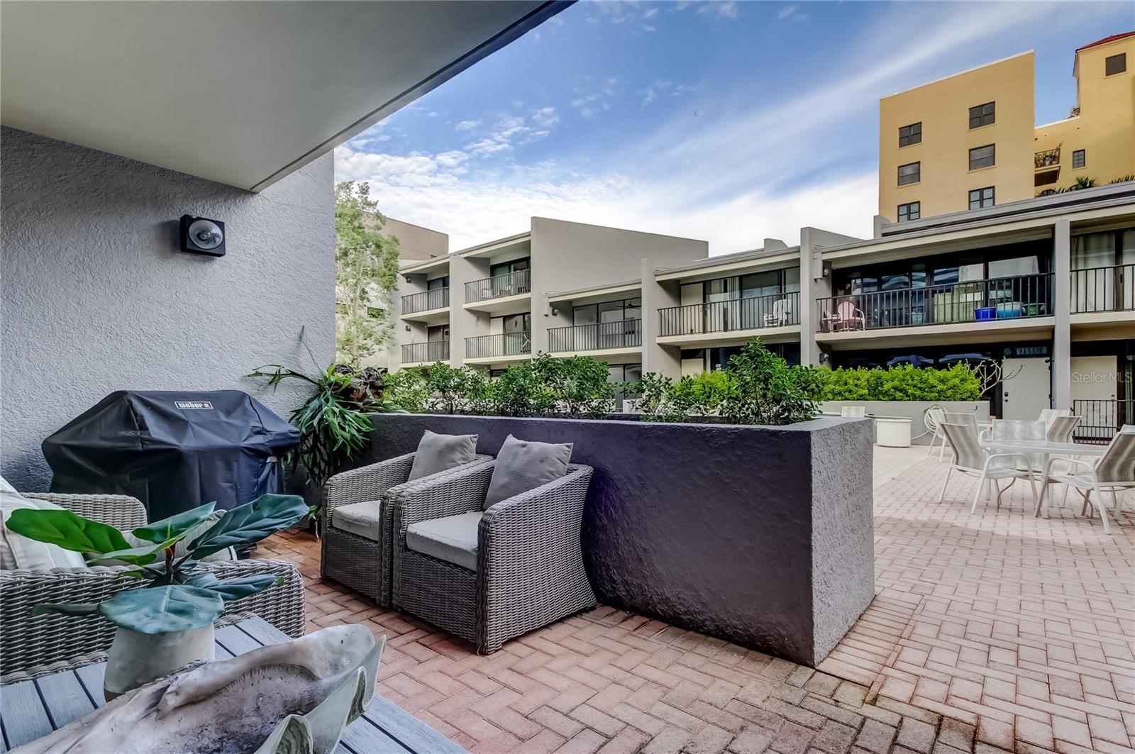FAREHAM SQUARE CONDO - Residential