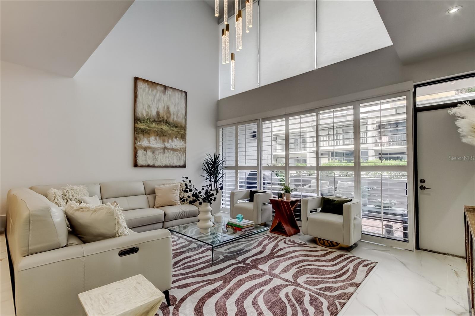 FAREHAM SQUARE CONDO - Residential