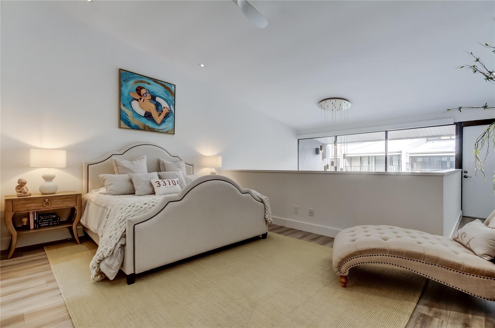 FAREHAM SQUARE CONDO - Residential