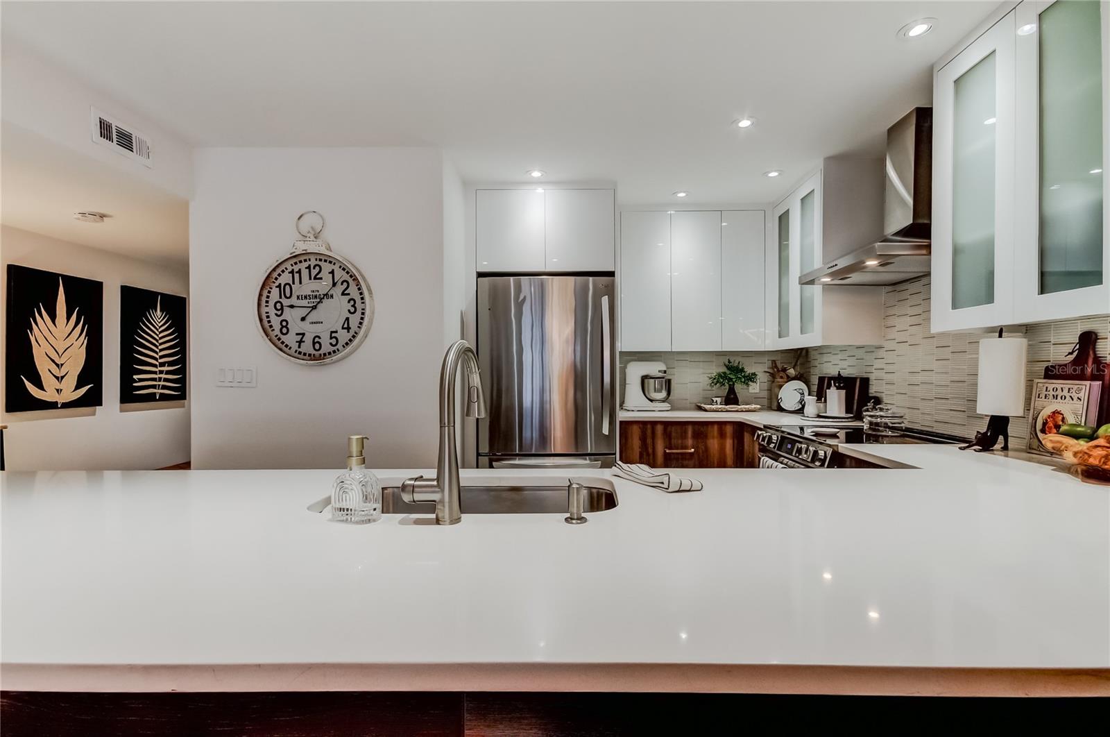 FAREHAM SQUARE CONDO - Residential