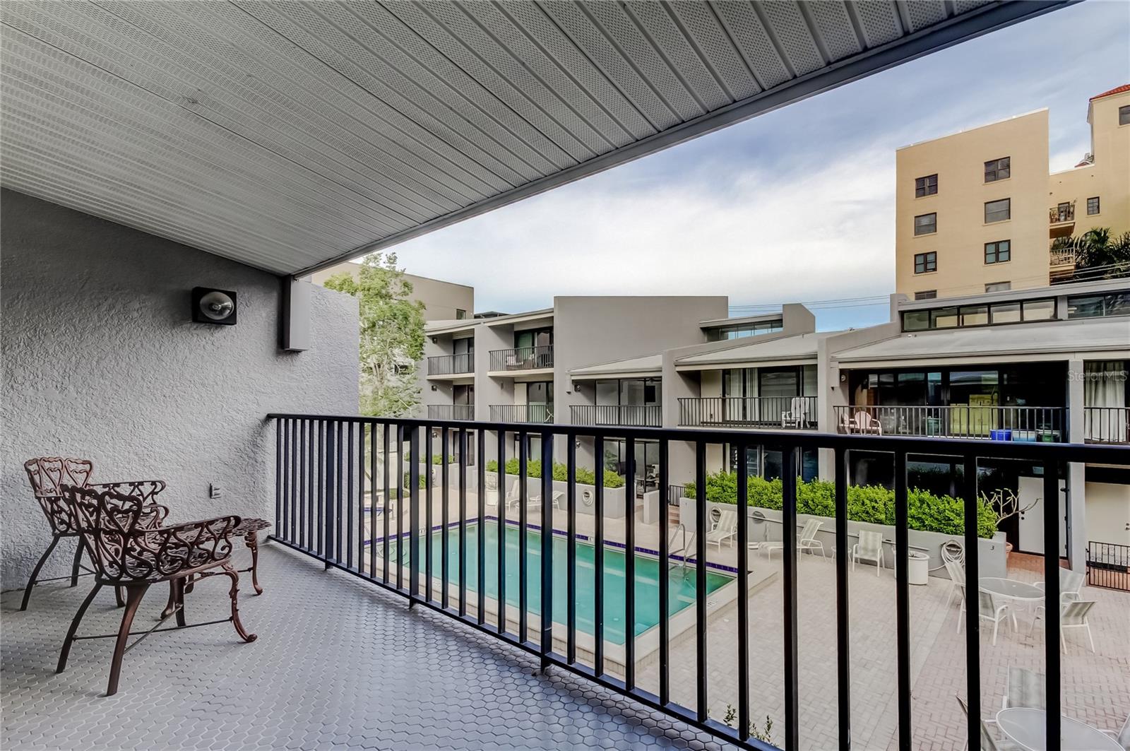 FAREHAM SQUARE CONDO - Residential