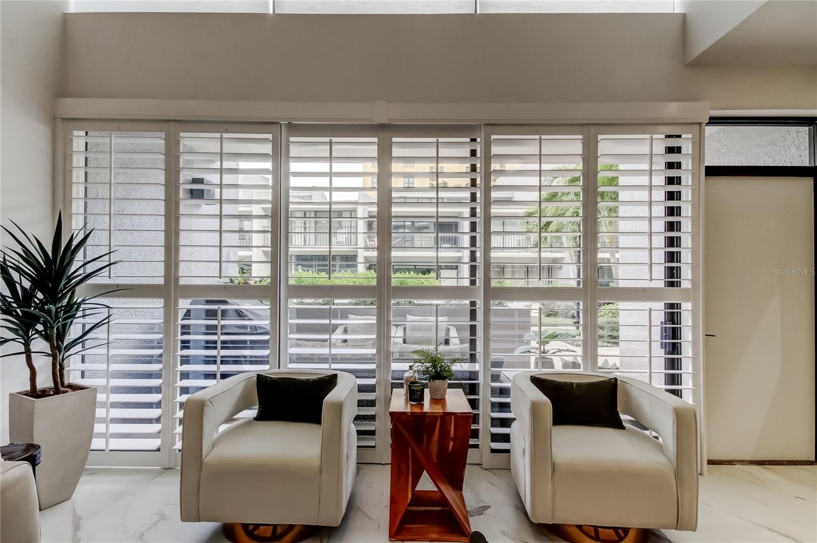 FAREHAM SQUARE CONDO - Residential