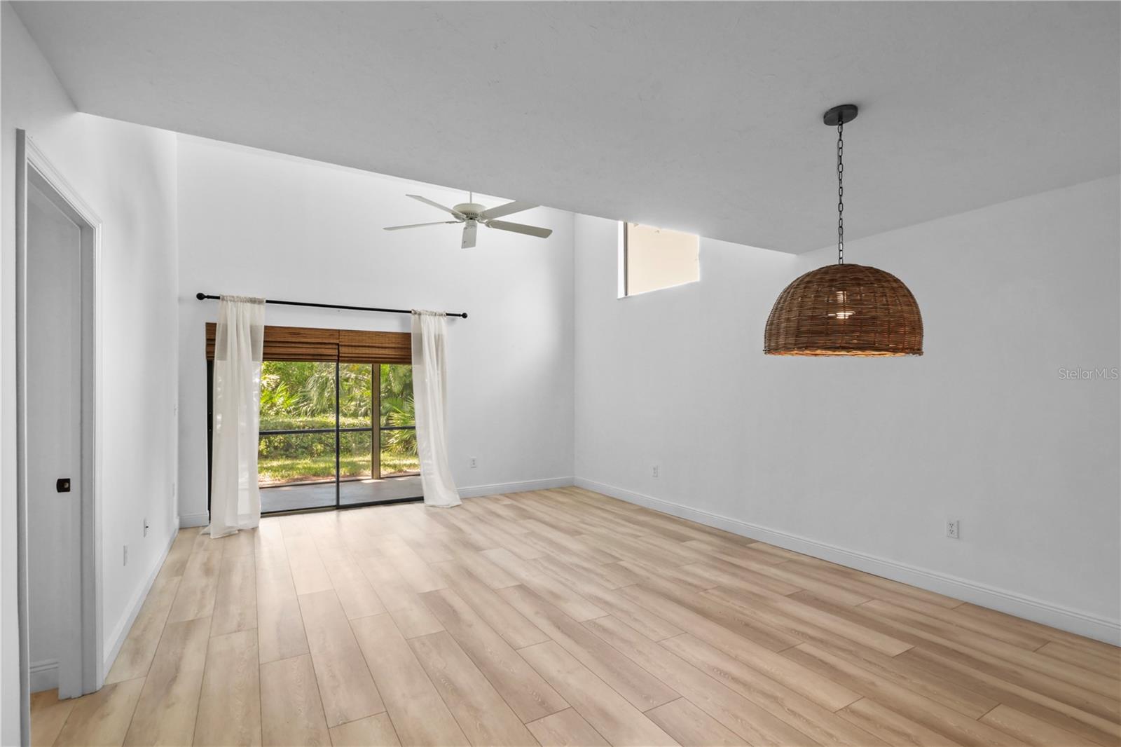 LONGWOOD VILLAS - Residential