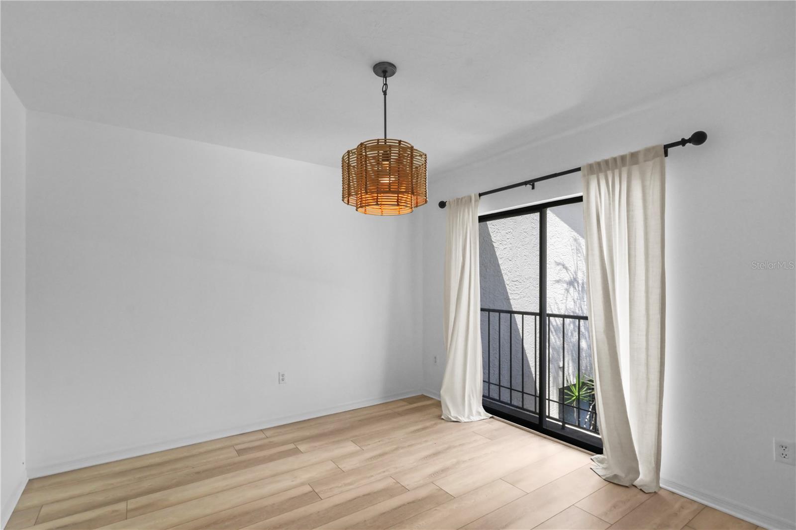 LONGWOOD VILLAS - Residential