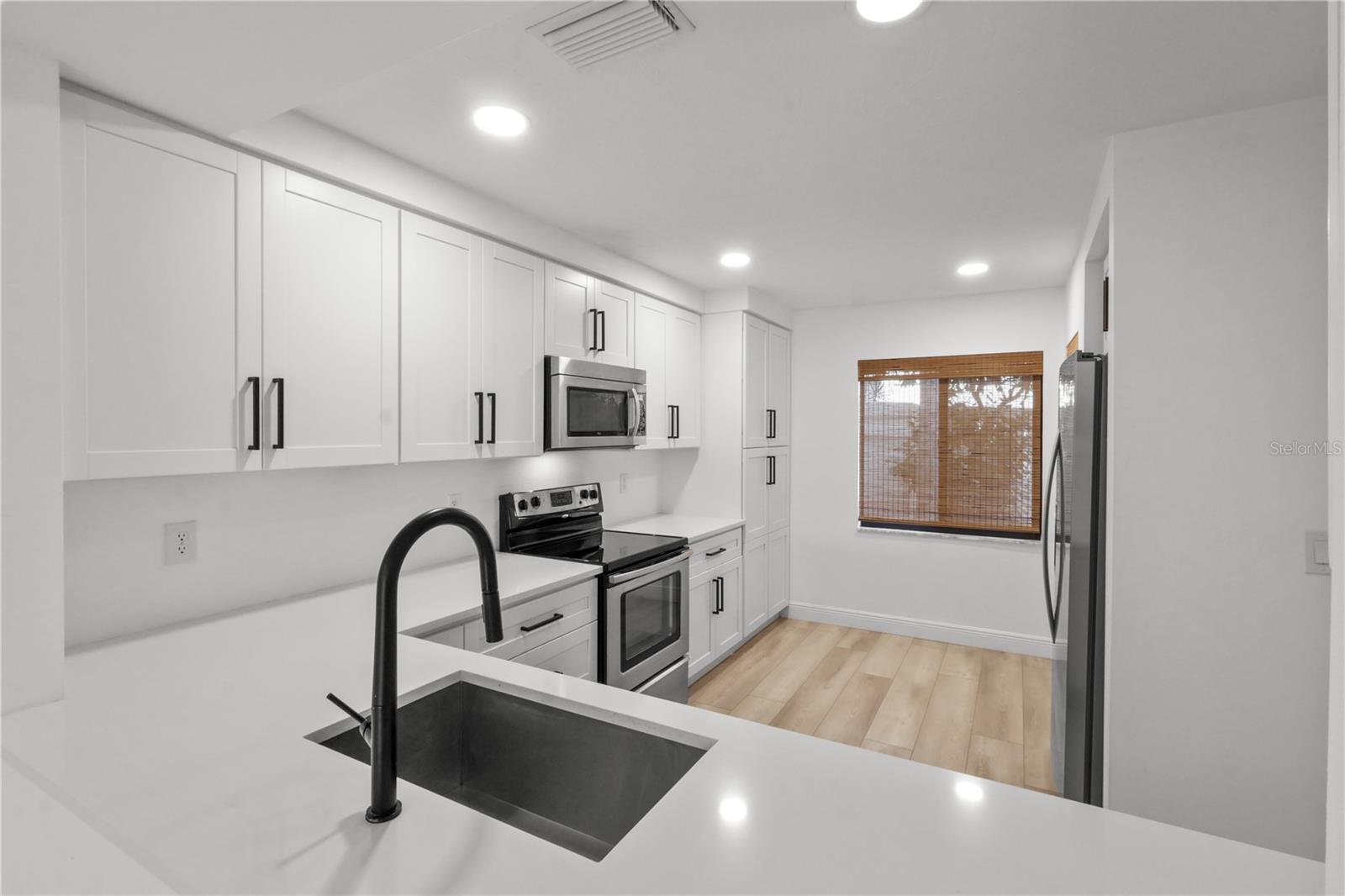 LONGWOOD VILLAS - Residential