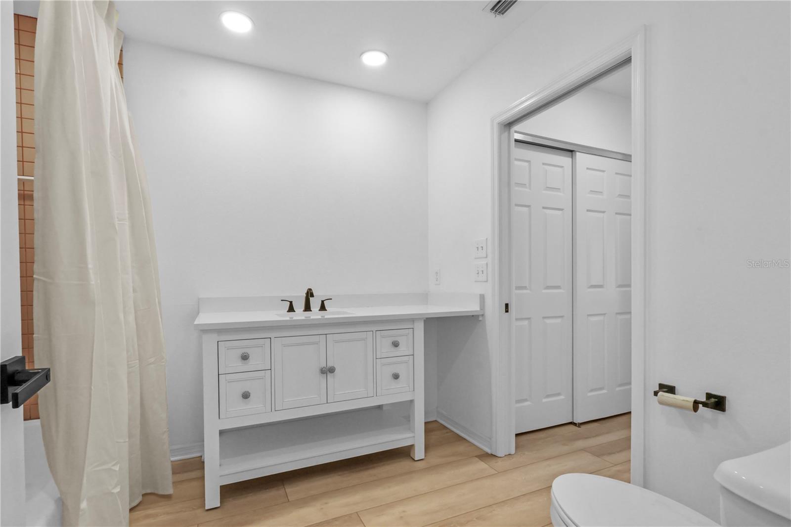 LONGWOOD VILLAS - Residential