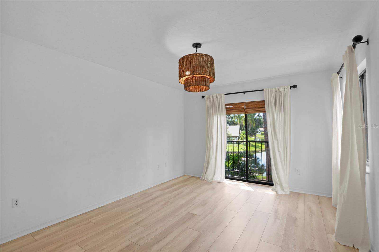 LONGWOOD VILLAS - Residential