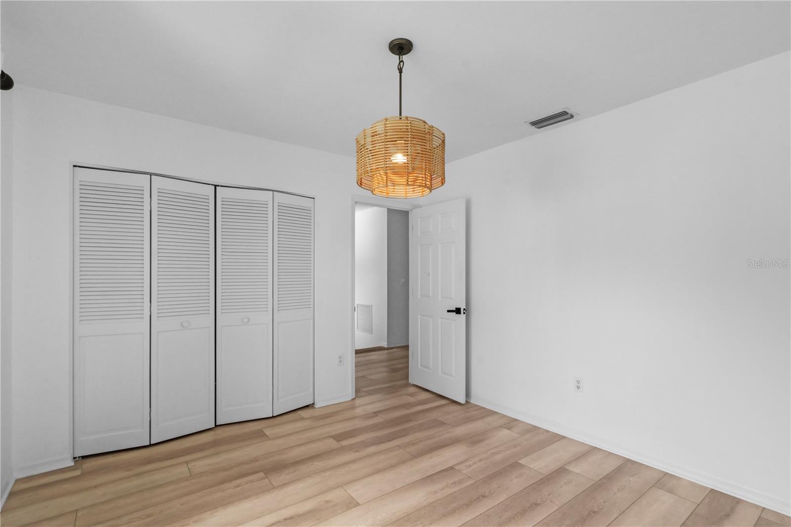 LONGWOOD VILLAS - Residential