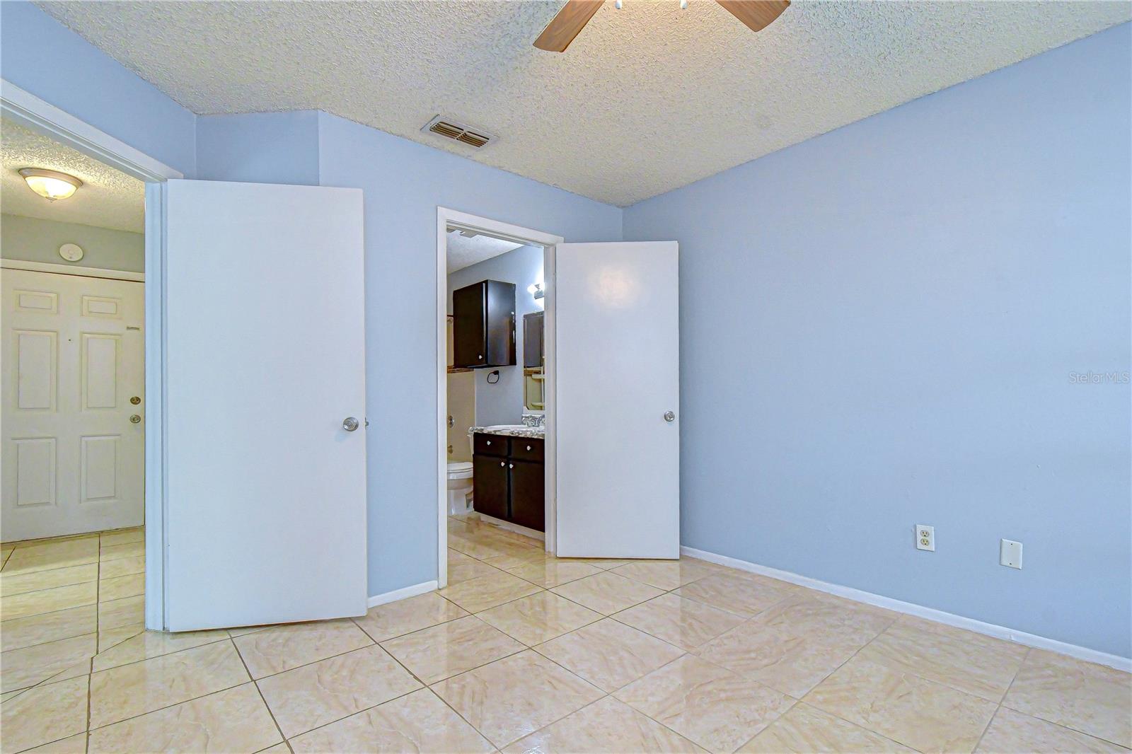 THE GRAND RESERVE CONDO - Residential